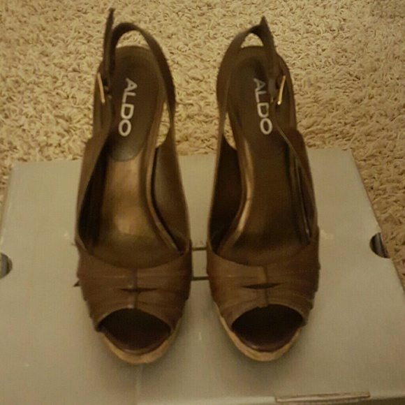 Aldo brown w/ cork heels
