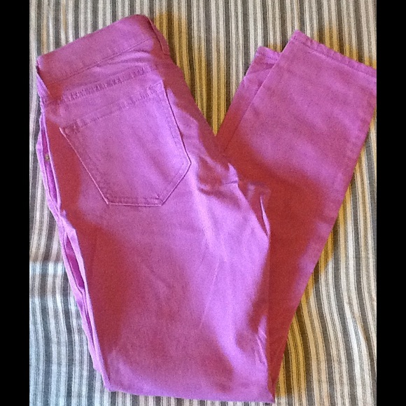 Old Navy Rockstar Size 4 Short skinny jeans - Picture 1 of 2
