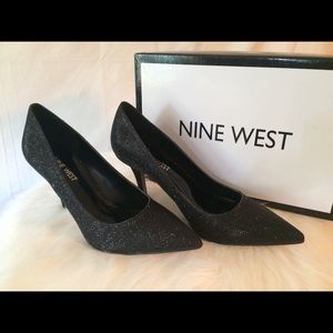 Nine West High heels black shiny shoes