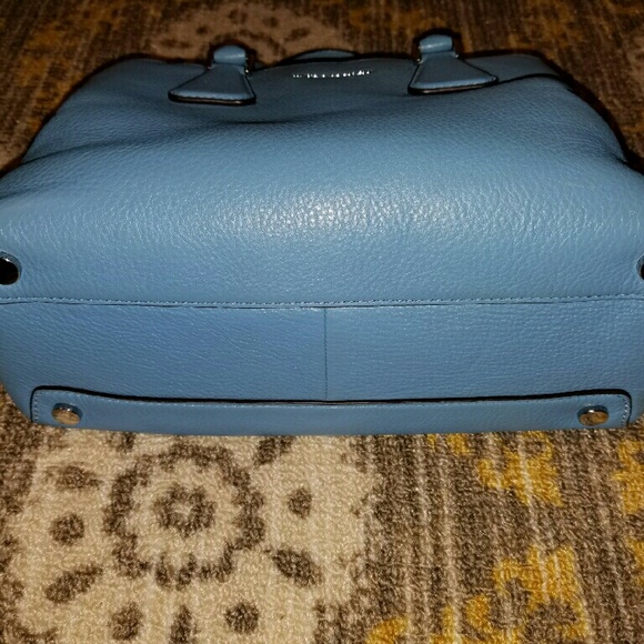 Michael Kors - Picture 2 of 4