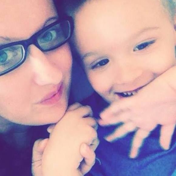 Meet your Posher, Courtney - Picture 1 of 1