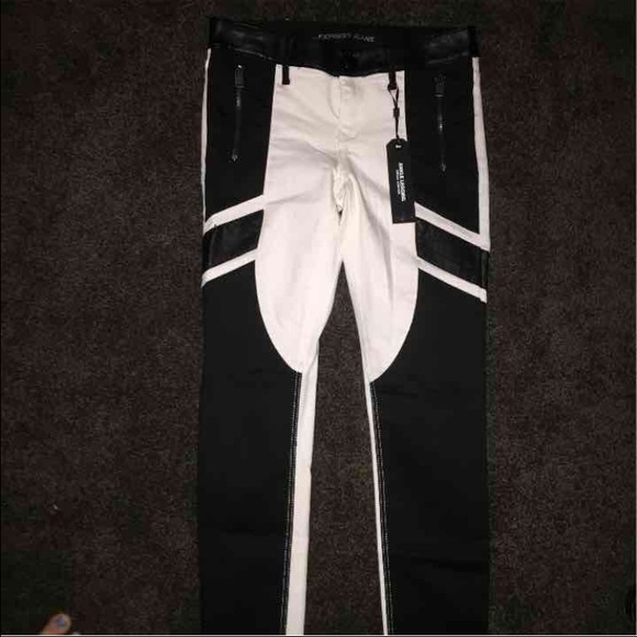 Size 0 black & white express skinny jeans