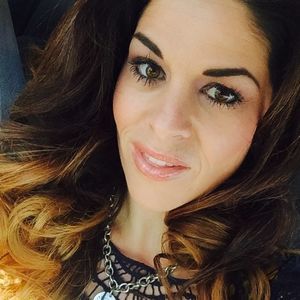 Meet your Posher, Denita