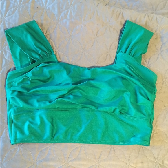 Albion Fit emerald  crop swim top