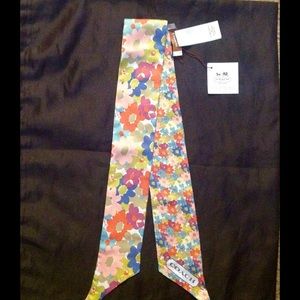 NWT Coach poppyHadley ponytail scarf