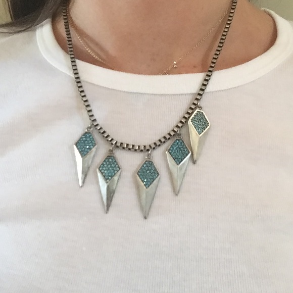 BCBGeneration necklace - Picture 7 of 8