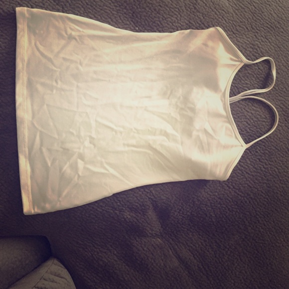 Lululemon Power Y Tank. NEVER WORN!