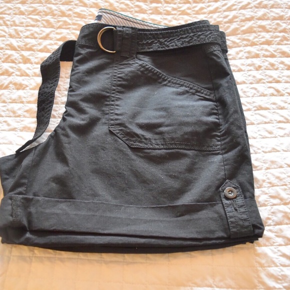 Tommy Hilfiger Shorts - Picture 3 of 4