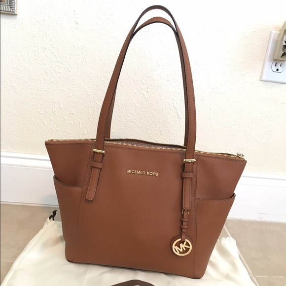 Michael Kors Jet Set Large Saffiano Leather Tote