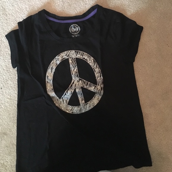 Peace sign teeshirt