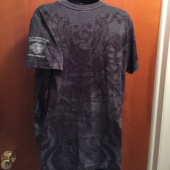 Authentic HD T - Picture 2 of 3