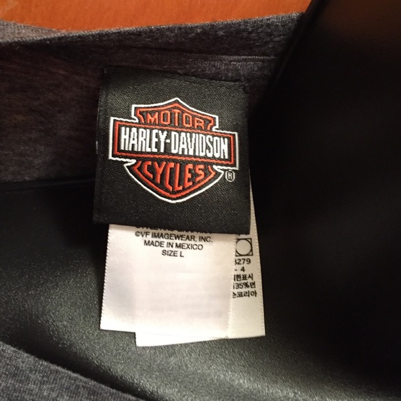 Authentic HD T - Picture 3 of 3