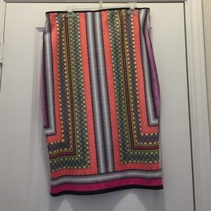 Awesome pattern skirt!!