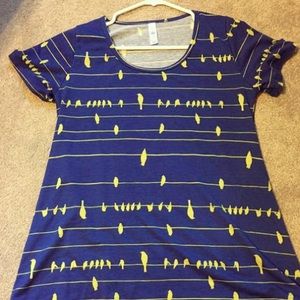 🎉 LuLaRoe Classic T 🎉