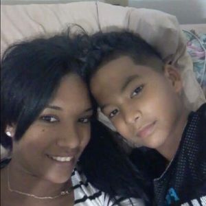 Meet your Posher, Yeleines