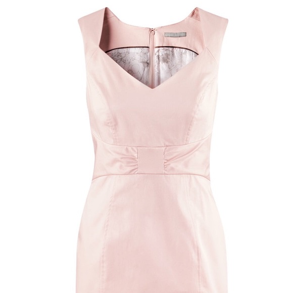 H&M light pink dress