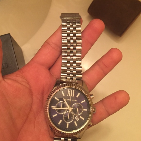 Mk watch - Picture 3 of 4