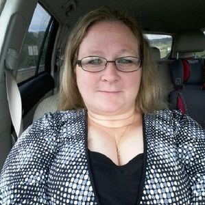 Meet your Posher, Paula