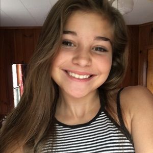 Meet your Posher, Justina