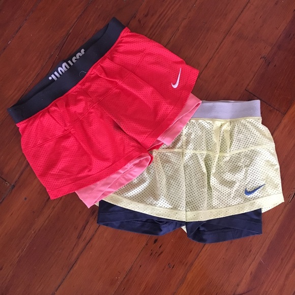 Nike Dry Fit Shorts - Coral/pink and Yellow/grey