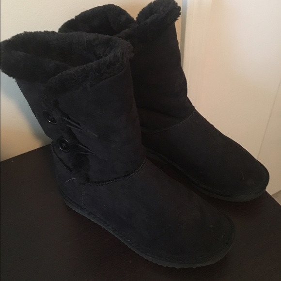 Old Navy ugg style winter boots
