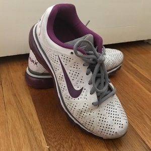 Purple Nike Airmax