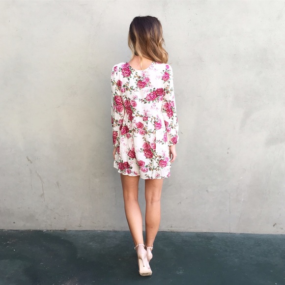 floral lace up dress - Picture 3 of 4