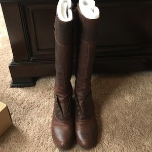 Riding boots