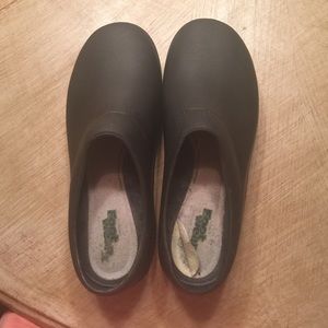 Landau black clogs. Size 9