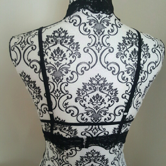 Lace Choker Bralette - Picture 3 of 4