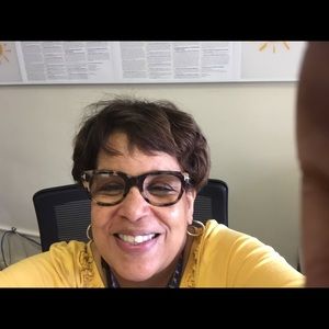 Meet your Posher, Joyce