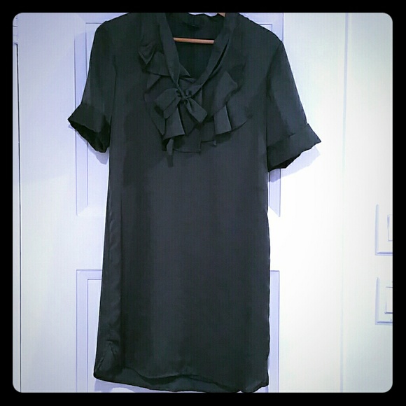 Deep gray ruffle shift dress