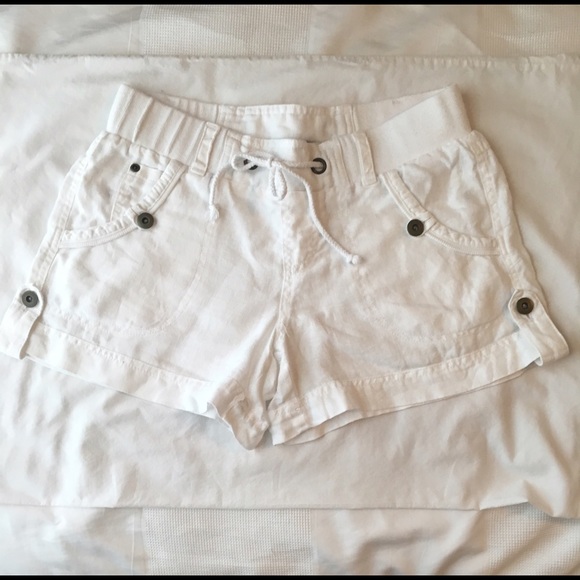 White Linen Short