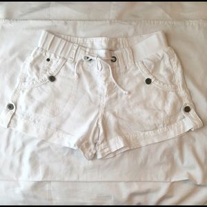 White Linen Short