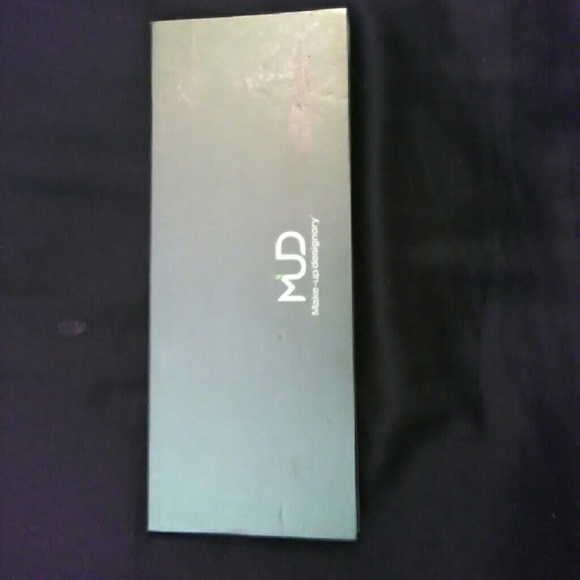 Blush pallet - Picture 2 of 2