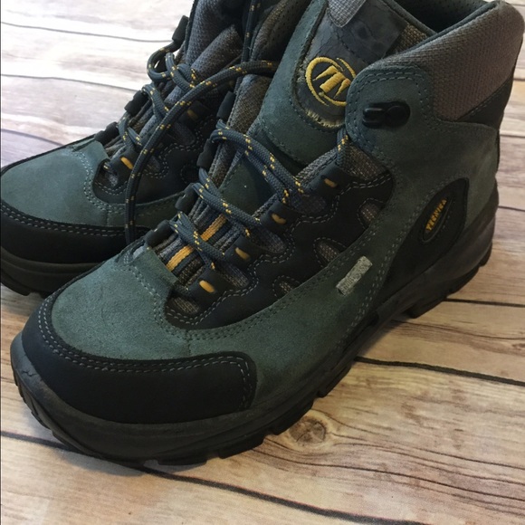 UNDER ARMOUR💝BUNDLED FOR HEATHER K💝 - Picture 2 of 4