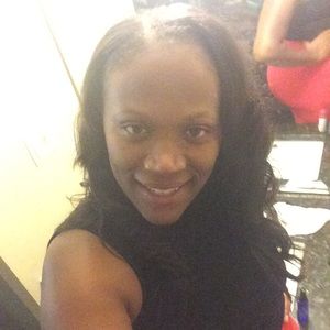 Meet your Posher, Deanna