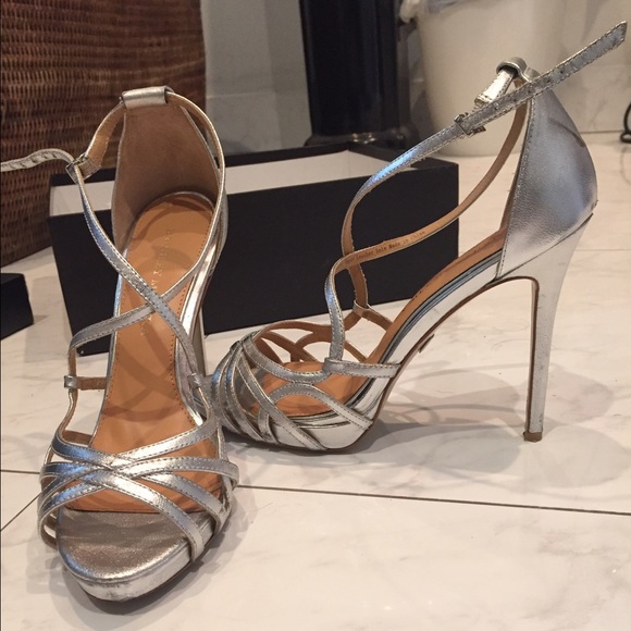 Badgley Mischka Silver Strappy Sandals Heels 7.5