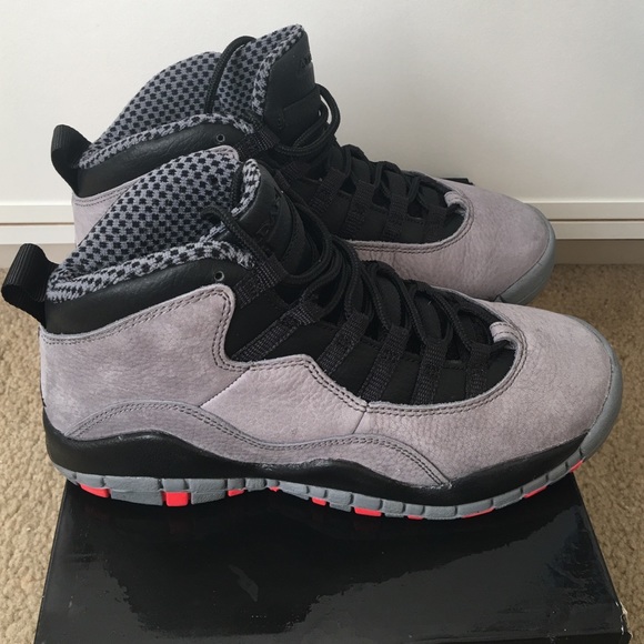 No trades. Jordan 10 "cool grey" size 4Y - Picture 3 of 4