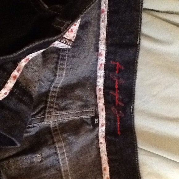 DONATED - Picture 2 of 4