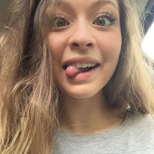 Meet your Posher, Abby