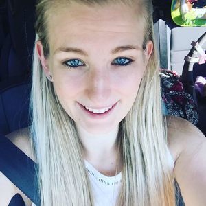 Meet your Posher, Kendra