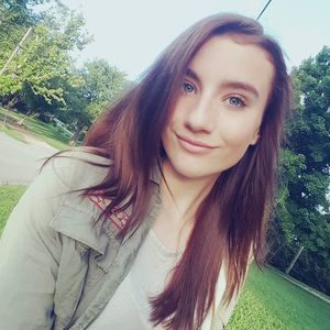 Meet your Posher, Clara