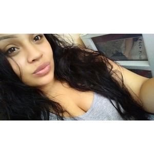 Meet your Posher, Mireya