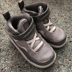 Jordan's kids size 6