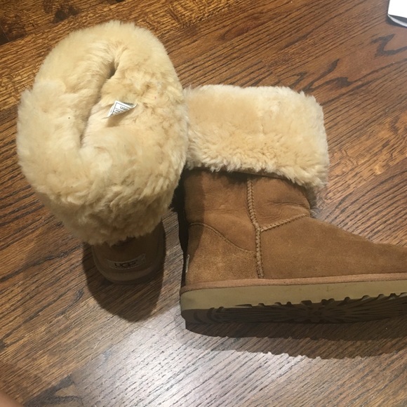 Authentic UGG Women's Classic Tall Boot - Picture 4 of 4
