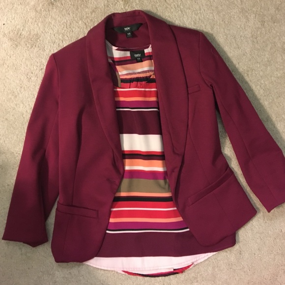 Maroon blazer with stripe tank