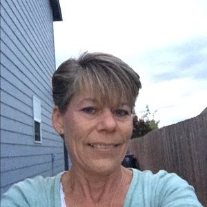 Meet your Posher, Stacy