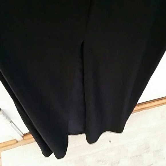 BLACK 🖤 FORMAL DRESS - Picture 4 of 4