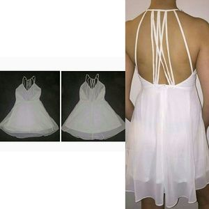 Summer Flow Strappy White Dress